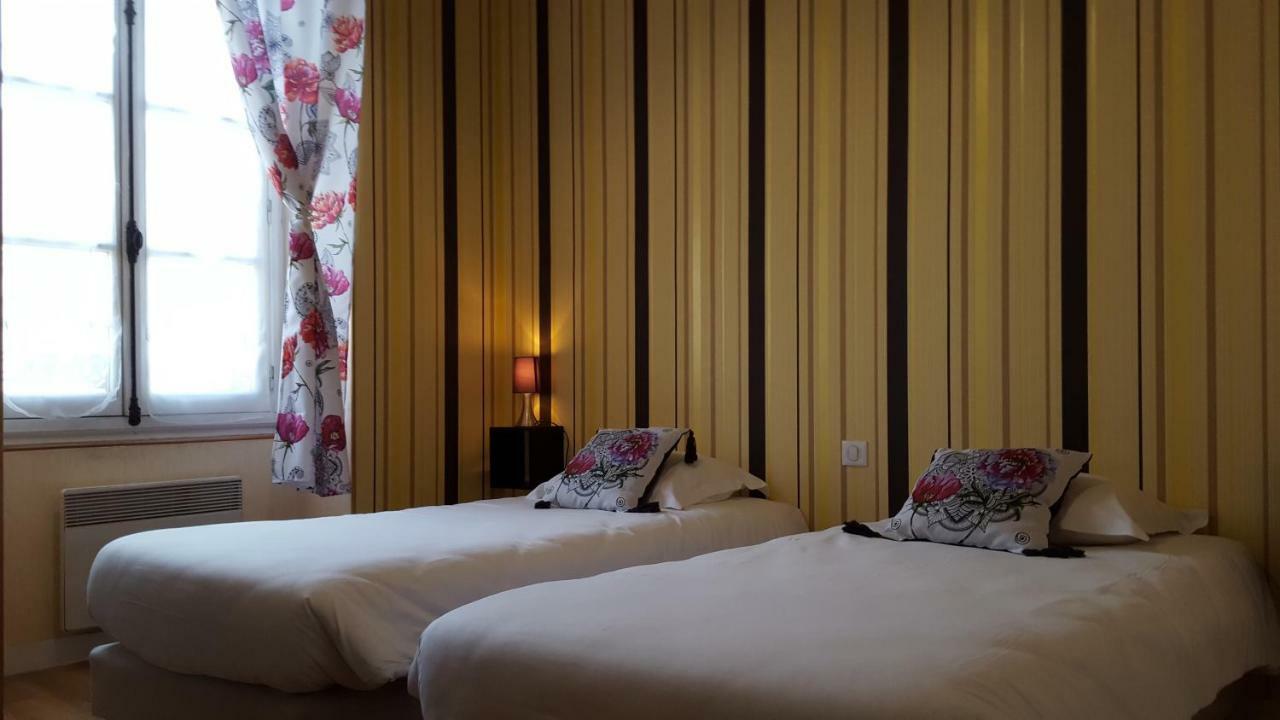 מלון Saint-Denis-dʼAnjou Le Relais De La Caleche מראה חיצוני תמונה
