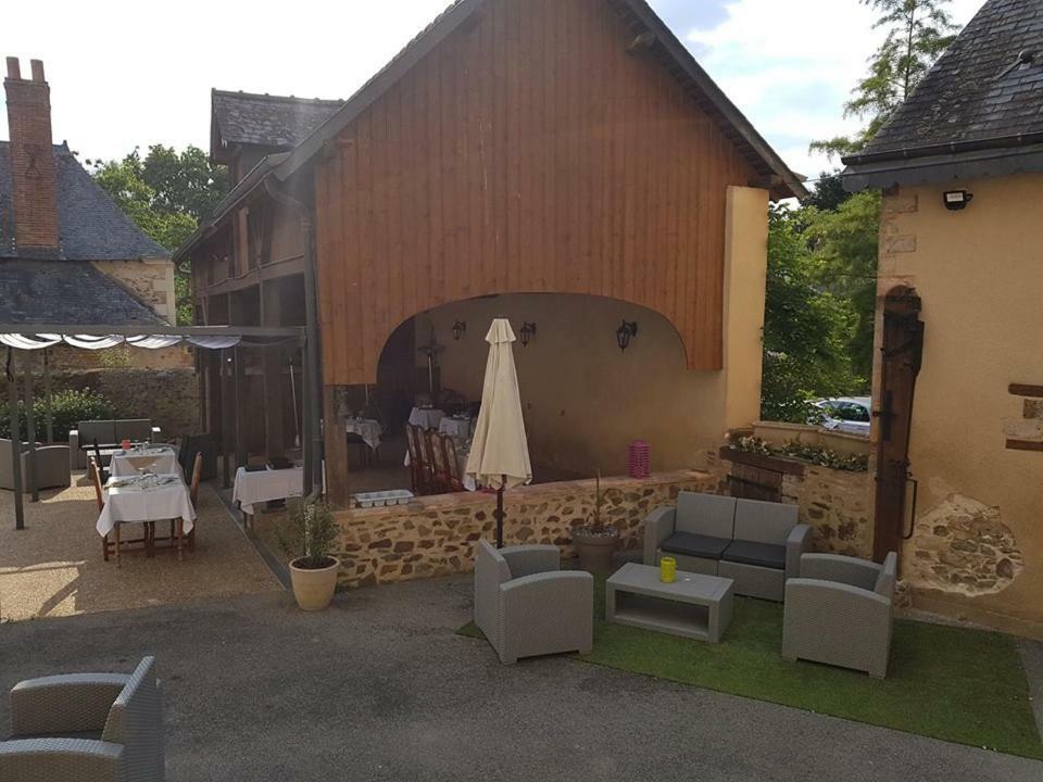 מלון Saint-Denis-dʼAnjou Le Relais De La Caleche מראה חיצוני תמונה